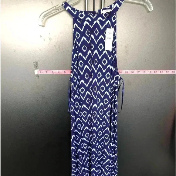 LOFT Halter Swing Sleeveless,Geo Print,Keyhole back,soft stretch,light,summee - Picture 1 of 10